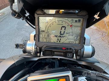 Honda XADV 750 cambio automatico