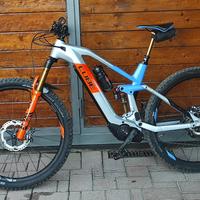 Cube STEREO HYBRID 140 HPC Action Team 625, Kiox