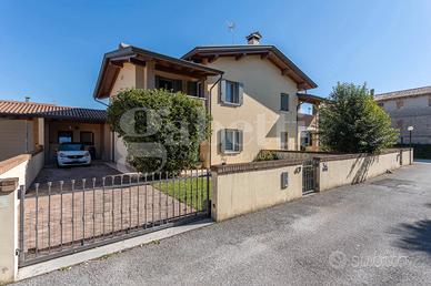 Villa bifamiliare San Vito al Tagliamento [551VRG]
