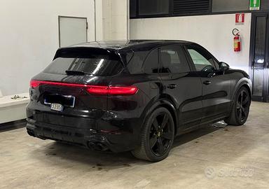 Porsche Cayenne 3.0 V6