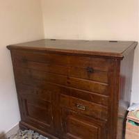 Madia-Credenza