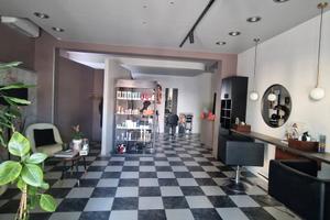 Locale commerciale ora parrucchiere