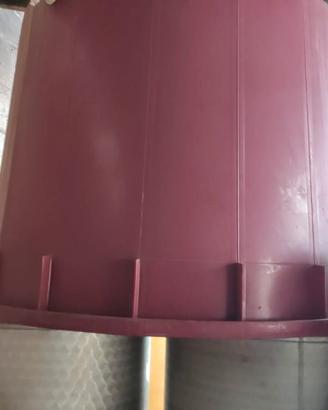 Attrezzatura varia per vino