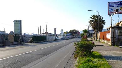 NEGOZIO A MONTECORVINO PUGLIANO