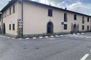 Immobile in asta di 322 m² con più di 5 locali e b