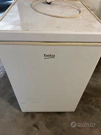 Congelatore a pozzetto Beko