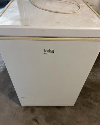 Congelatore a pozzetto Beko
