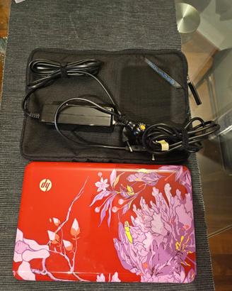 Netbook HP Mini 1000 Vivienne Tam  Edition