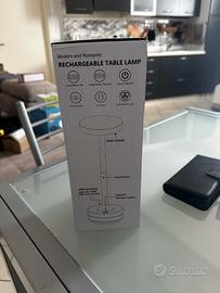 Lampada da Tavolo senza Fili  Ricaricabile