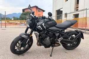 Triumph Trident 660 2023 Depo