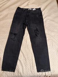Jeans Neri Strappati Pull&Bear