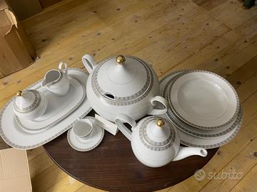 Servizio piatti ceramica