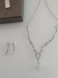 Parure, collana e orecchini da sposa e cerimonie