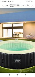 piscina idromassaggio Arebos