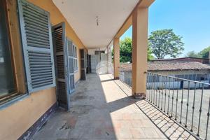 CASA SEMINDIPENDENTE A ROMANO CANAVESE