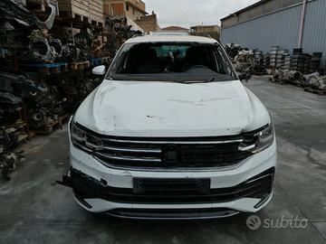 Ricambi usati per VOLKSWAGEN TIGUAN 2.0 150CV 2021