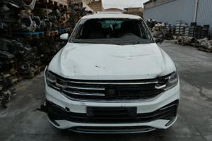 Ricambi usati per VOLKSWAGEN TIGUAN 2.0 150CV 2021