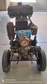 Motopompa irroratrice