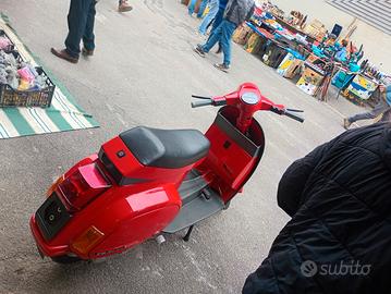 gioiellino   vespa del 87  nessun  lavoro  da fare