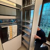Meccanismo colonna dispensa estraibile cucina