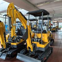 Escavatore da 18 q - Potenza, Agilità e Comfort al