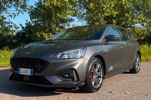 Ford Focus st line