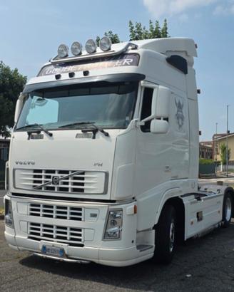 volvo f16