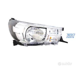 FANALE DESTRO PER TOYOTA HILUX 15-