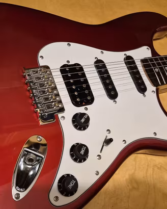 Squier by Fender Strat Affinity Modified