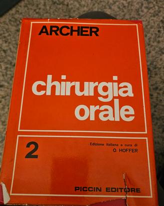 Libro chirurgia orale 