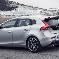 Volvo v40 v60 v90 xc40 xc90 ricambi disponibili