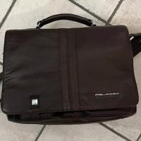 Borsa Piquadro espandibile con tracolla in pelle