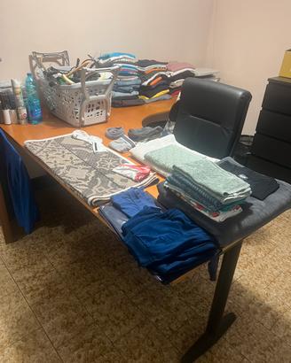 Scrivania ad angolo molto ampia