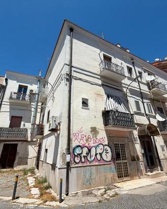 3 LOCALI A FOGGIA