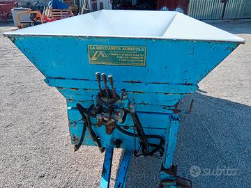 trattore carrello vendemmia alza 4metri con piede