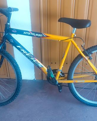 mtb gialla misura 26 fresus 680