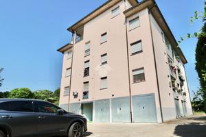 2 LOCALI A REGGIO NELL'EMILIA