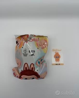 PopMart Labubu Have a Seat Baba Originale