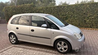 Oper meriva 1400 benzina anno 2005
