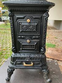 Stufa ghisa antica funzionante