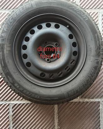 Gomme invernali M*S 195/65R15 91T con cerchi