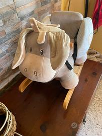Cavallo a dondolo Nattou