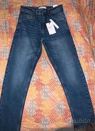 Jeans Sony Bono – Stile e Comfort