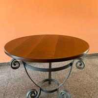 Tavolo in ferro battuto e legno