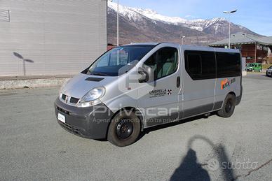 RENAULT Trafic T29 2.5 dCi/140 PL-TN Combi ICE