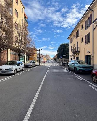 NEGOZIO A CALUSCO D'ADDA