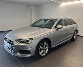 Audi A4 AVANT 35 TDI S TRONIC