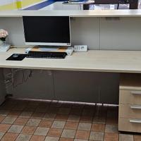 Bancone Reception con cassettiera