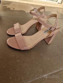 Sandali con tacco color carne Steve Madden