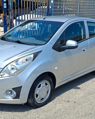 Chevrolet Spark 1.0 LT